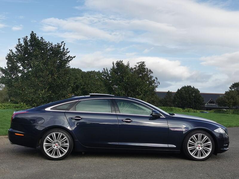 JAGUAR XJ 3.0d V6 Portfolio Auto ss 4dr LWB HugeSpec 2014