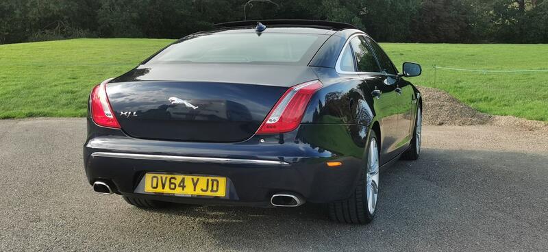 JAGUAR XJ 3.0d V6 Portfolio Auto ss 4dr LWB HugeSpec 2014