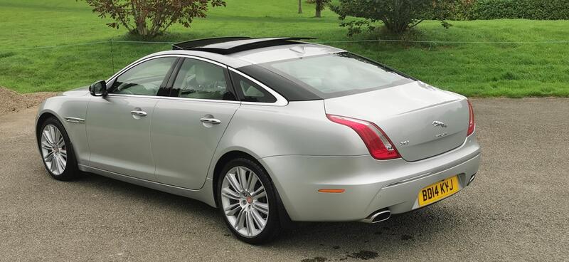 JAGUAR XJ 3.0d V6 Portfolio Auto ss 4dr 2014