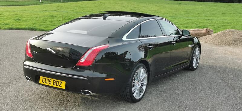 JAGUAR XJ 3.0d V6 Portfolio Auto ss 4dr LWB Massive Spec 2015
