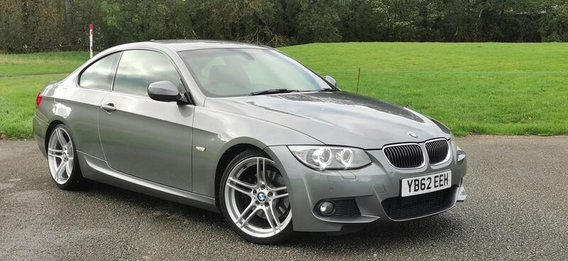 BMW 3 SERIES 3.0 330d M Sport Auto 2dr Auto 2012