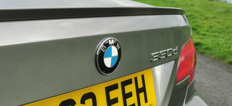 BMW 3 SERIES 3.0 330d M Sport Auto 2dr Auto 2012