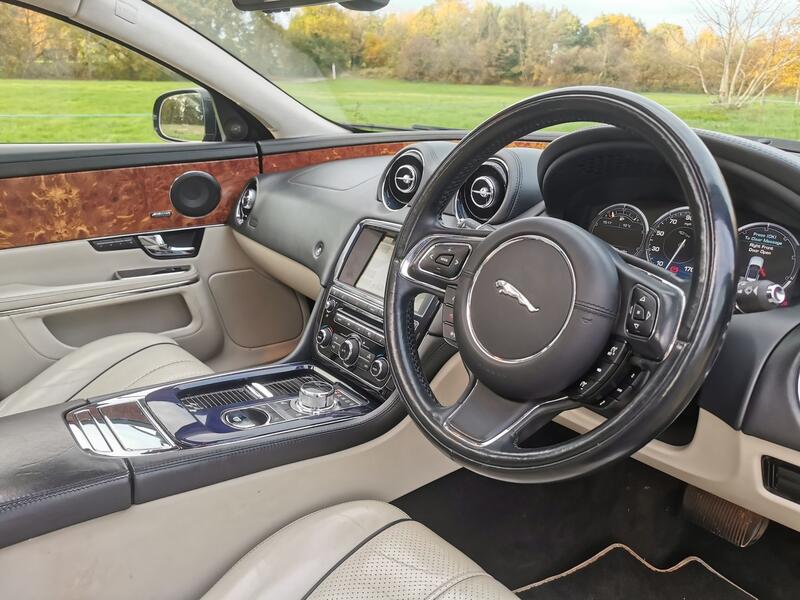 JAGUAR XJ 3.0d V6 Portfolio Auto ss 4dr 2013