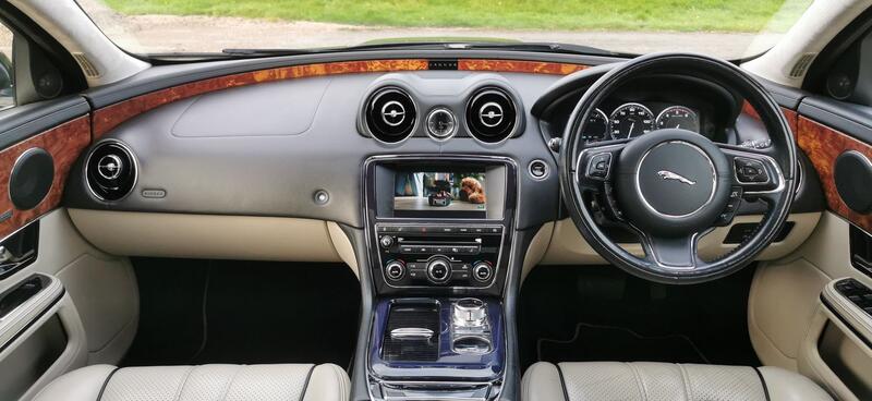 JAGUAR XJ 3.0d V6 Portfolio Auto ss 4dr 2013