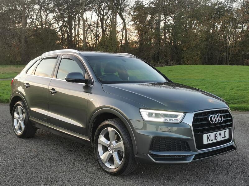 AUDI Q3 2.0 TDI S line Edition  2018