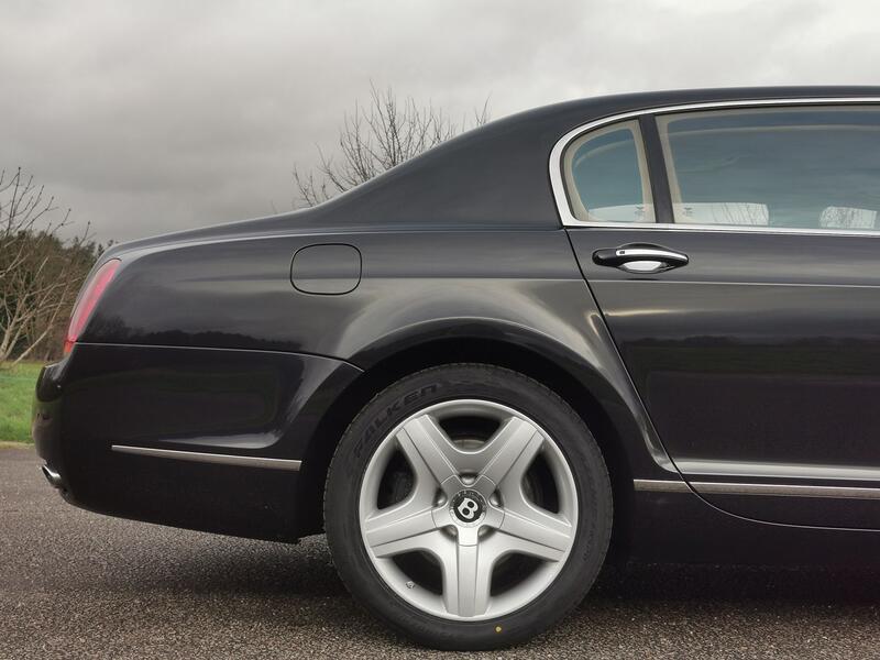 BENTLEY CONTINENTAL 6.0 W12 Flying Spur  2005