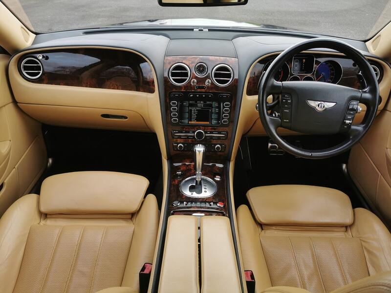 BENTLEY CONTINENTAL 6.0 W12 Flying Spur  2005