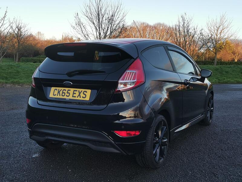 FORD FIESTA 1.0 T EcoBoost Zetec S  2015