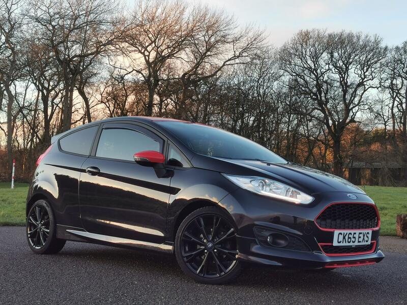 FORD FIESTA 1.0 T EcoBoost Zetec S  2015