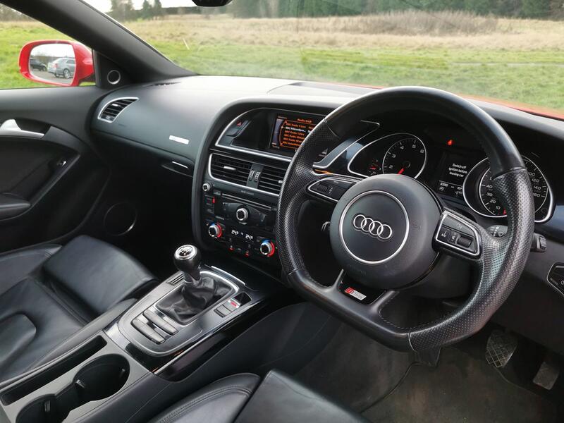 AUDI A5 1.8 TFSI Black Edition  2013