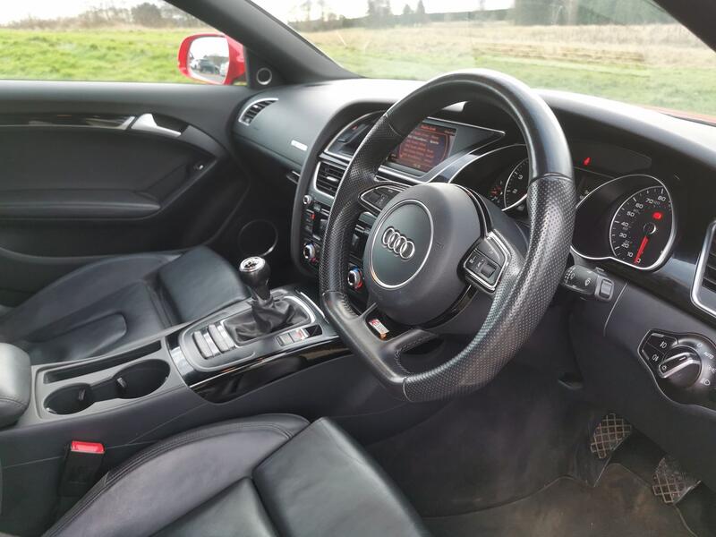 AUDI A5 1.8 TFSI Black Edition  2013