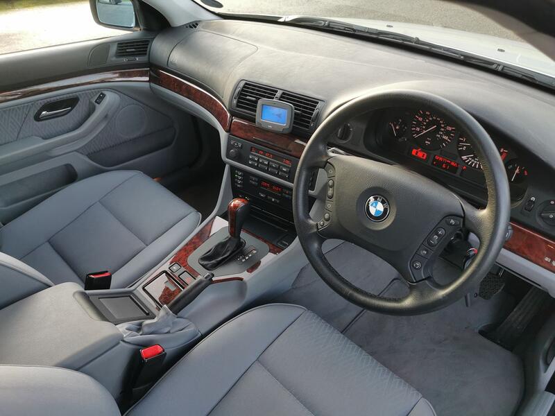 BMW 5 SERIES 3.0 E39 530iA SE Touring M54 3.0 2002