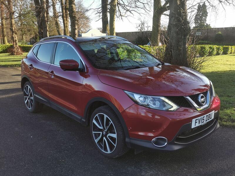 NISSAN QASHQAI 1.6 dCi Tekna  2015