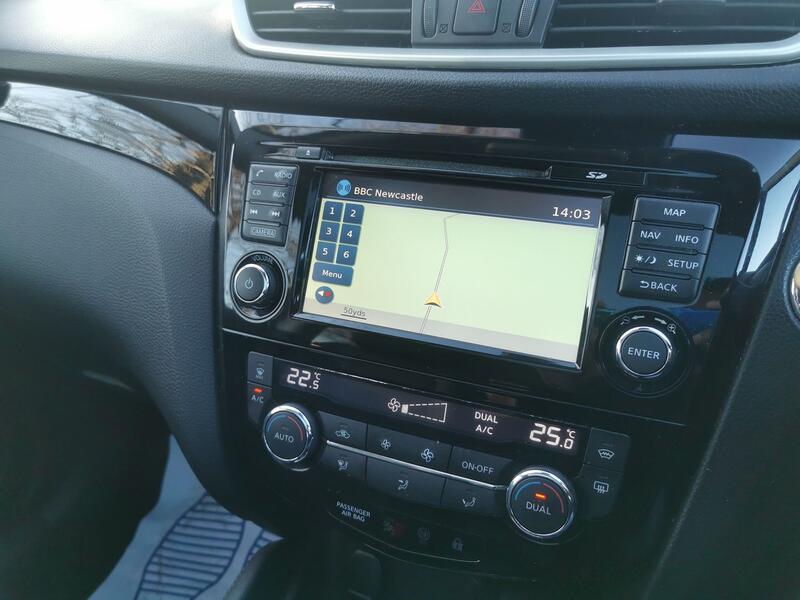 NISSAN QASHQAI 1.6 dCi Tekna  2015