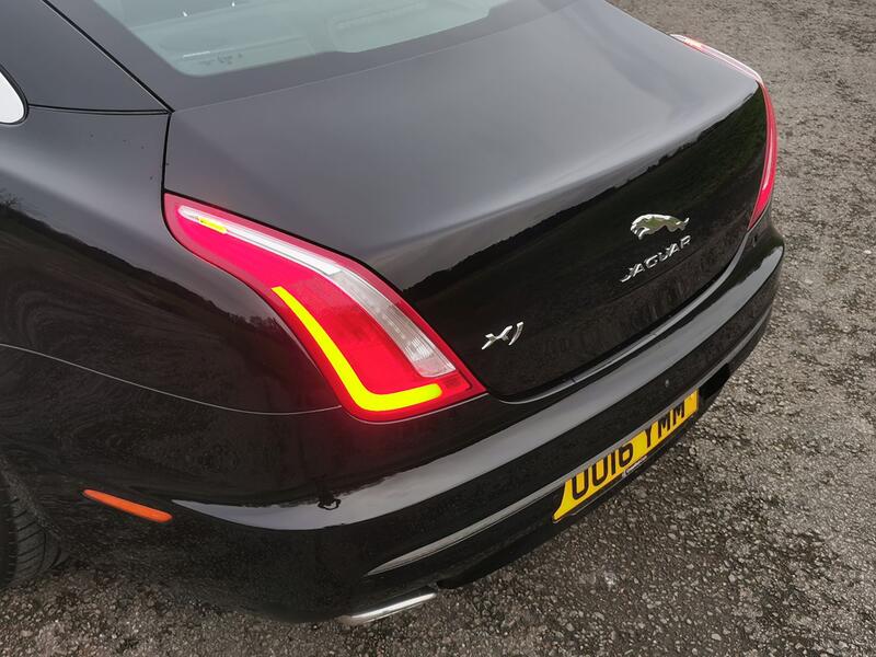 JAGUAR XJ 3.0 V6 Portfolio  2016