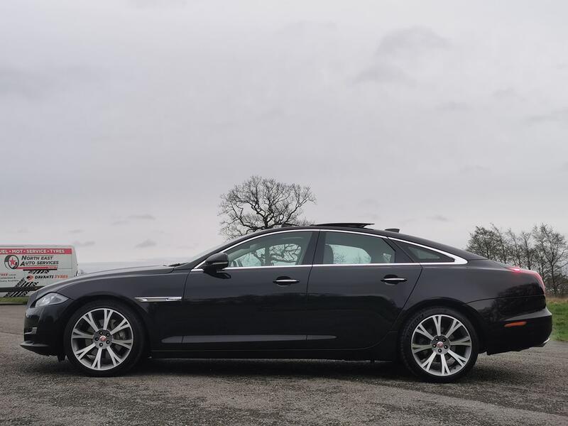 JAGUAR XJ 3.0 V6 Portfolio  2016