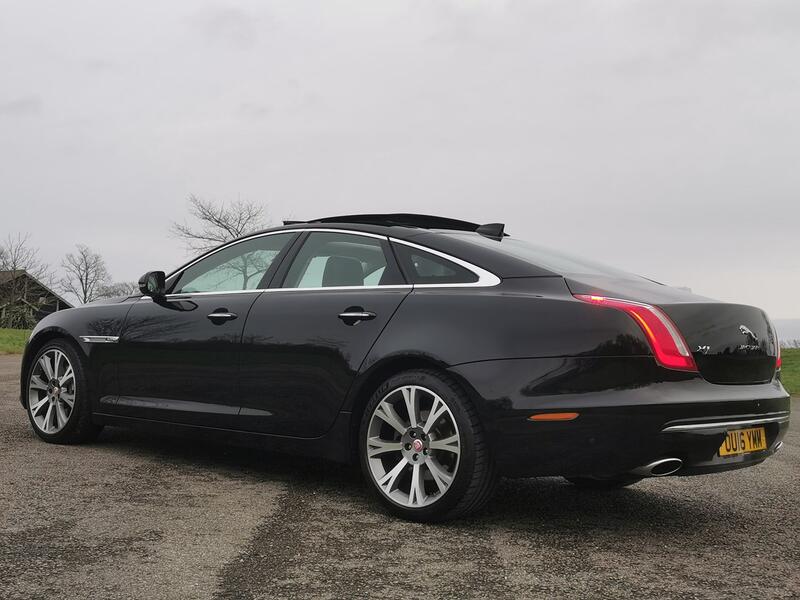 JAGUAR XJ 3.0 V6 Portfolio  2016