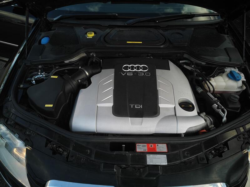 AUDI A8 3.0 TDI SE  2010