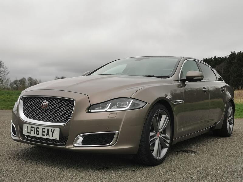 JAGUAR XJ 3.0 d V6 Autobiography  2016