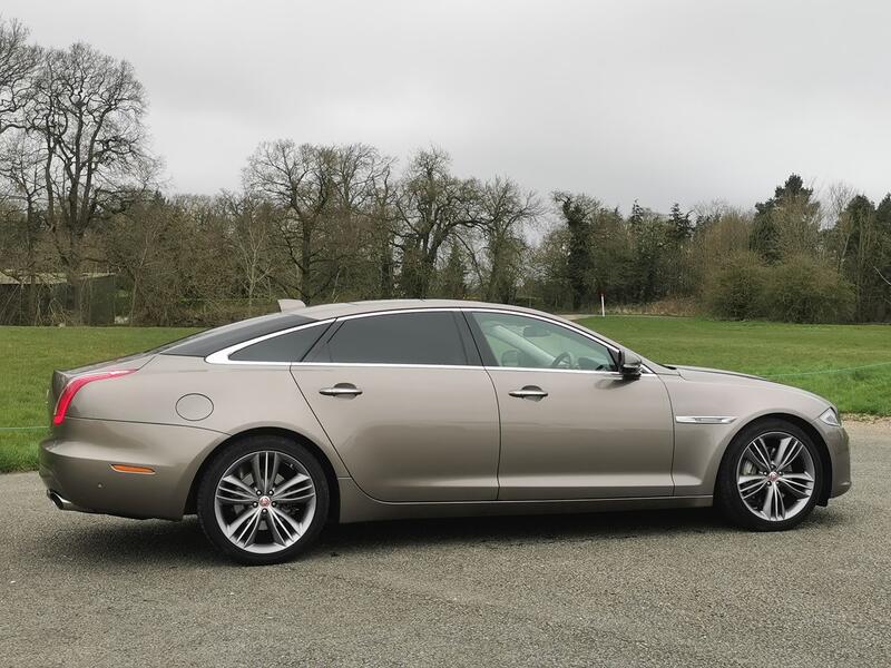 JAGUAR XJ 3.0 d V6 Autobiography  2016