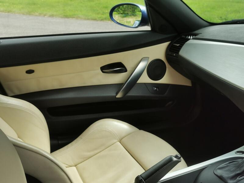BMW Z4 3.0 Z4 3.0si Sport Coupe 2007