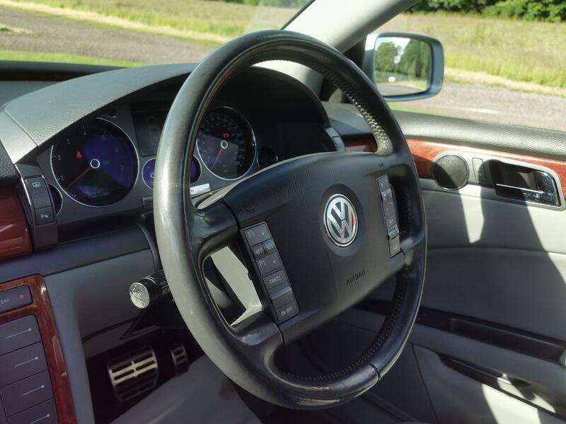 VOLKSWAGEN PHAETON 6.0 W12 2007