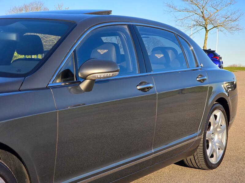 BENTLEY CONTINENTAL FLYING SPUR 6.0 W12 2008