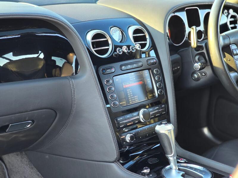BENTLEY CONTINENTAL FLYING SPUR 6.0 W12 2008