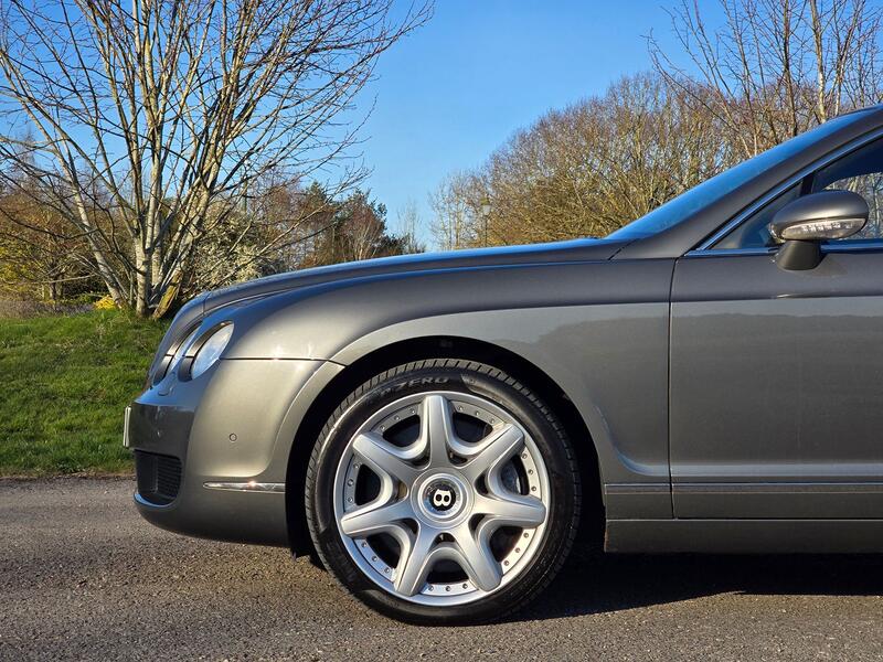 BENTLEY CONTINENTAL FLYING SPUR 6.0 W12 2008
