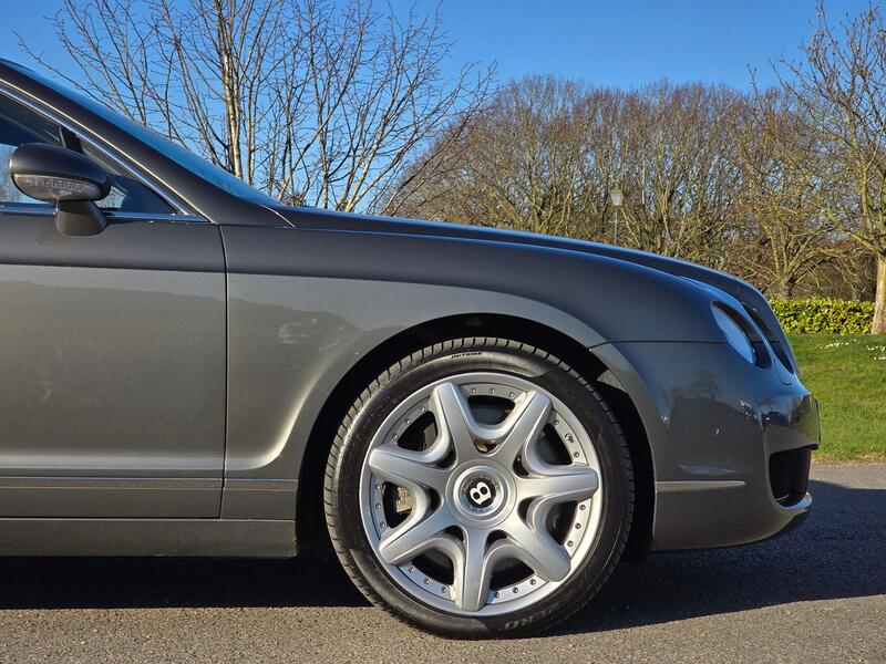 BENTLEY CONTINENTAL FLYING SPUR 6.0 W12 2008