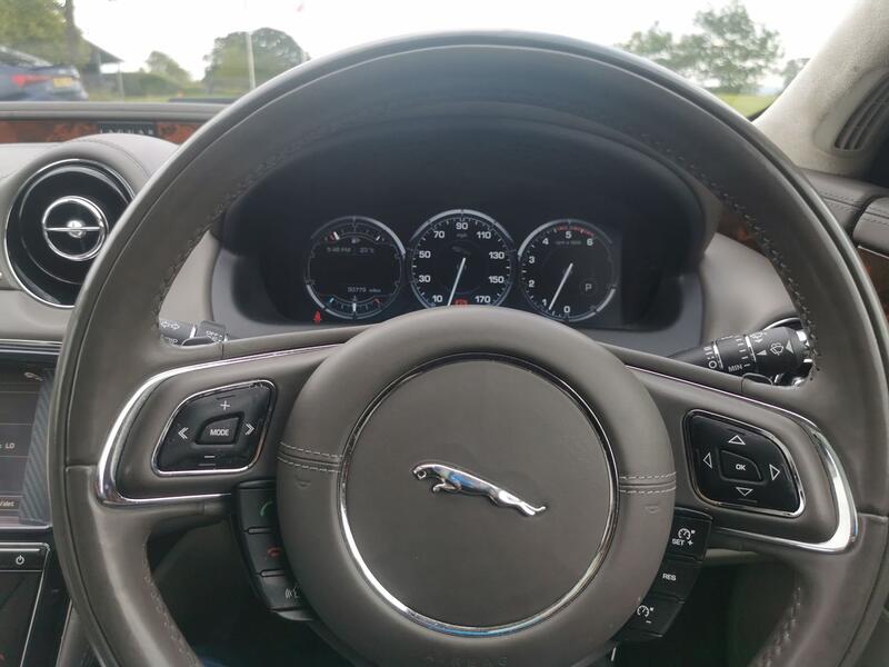 JAGUAR XJ 3.0 d V6 Portfolio 2010