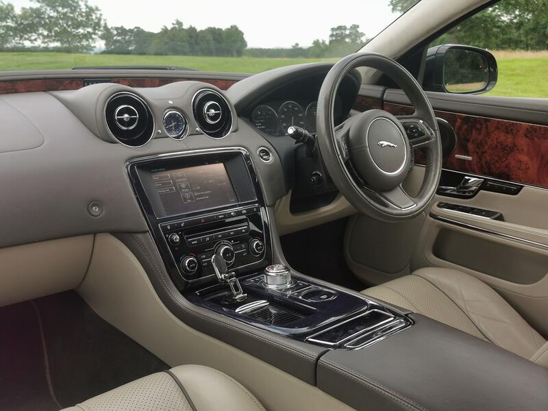 JAGUAR XJ 3.0 d V6 Portfolio 2010