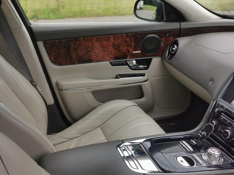 JAGUAR XJ 3.0 d V6 Portfolio 2010