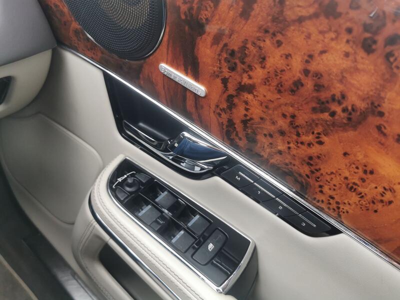 JAGUAR XJ 3.0 d V6 Portfolio 2010