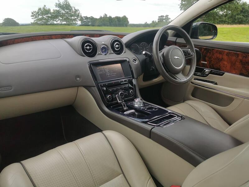 JAGUAR XJ 3.0 d V6 Portfolio 2010