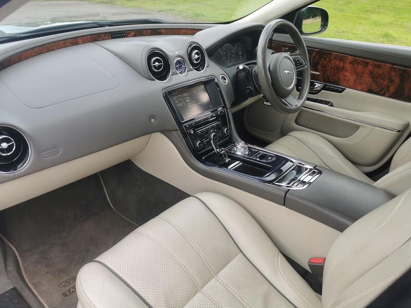JAGUAR XJ 3.0 d V6 Portfolio 2010
