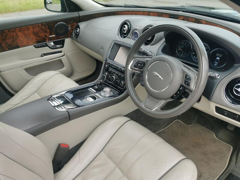 JAGUAR XJ 3.0 d V6 Portfolio 2010