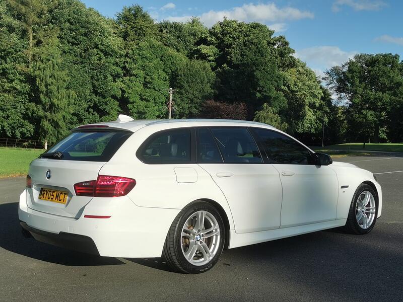 BMW 5 SERIES 2.0 520d M Sport Touring 2015