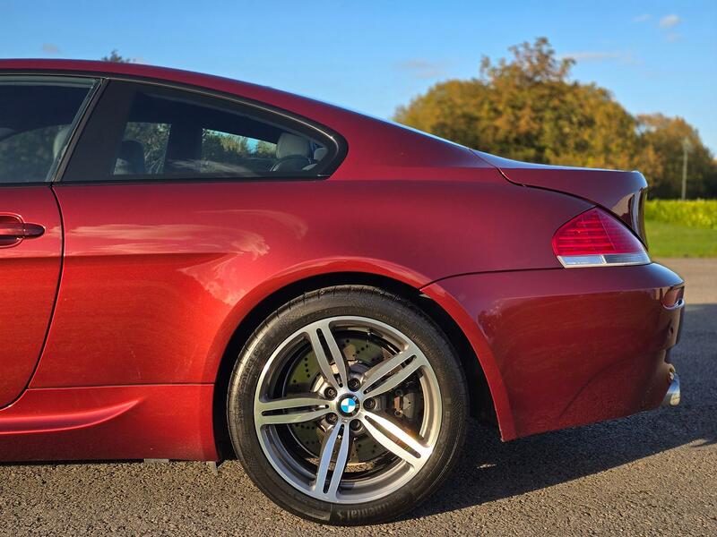 BMW M6 5.0 M6 Coupe 2005