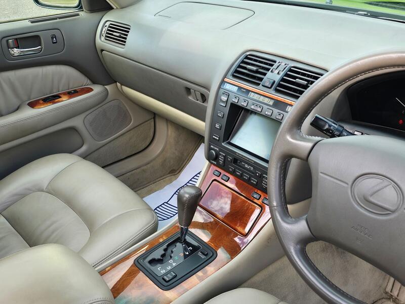 LEXUS LS  1998