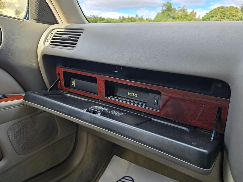 LEXUS LS  1998
