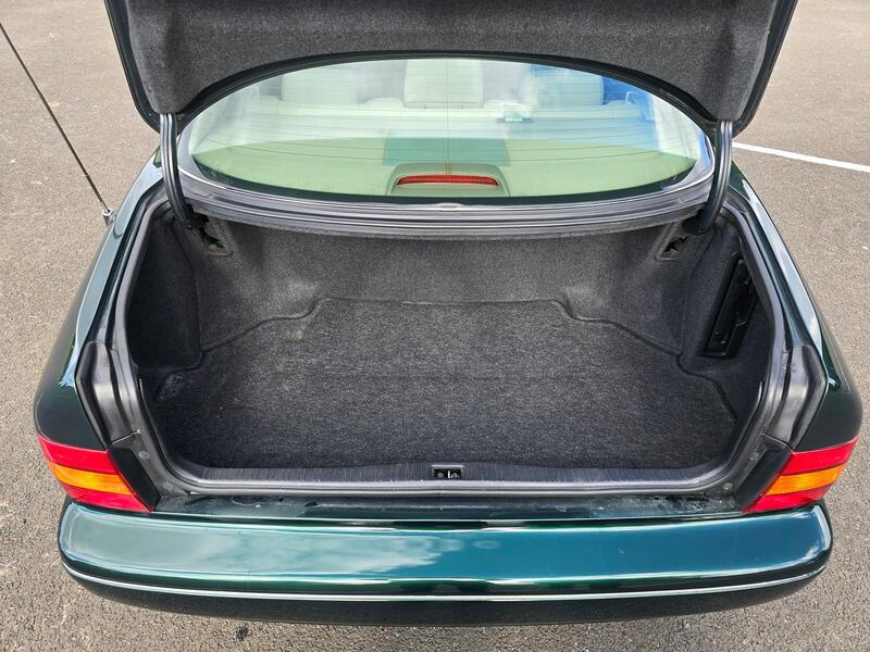 LEXUS LS  1998