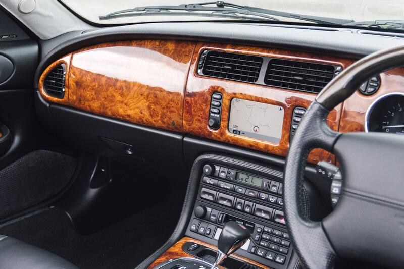 JAGUAR XKR 4.2 2004
