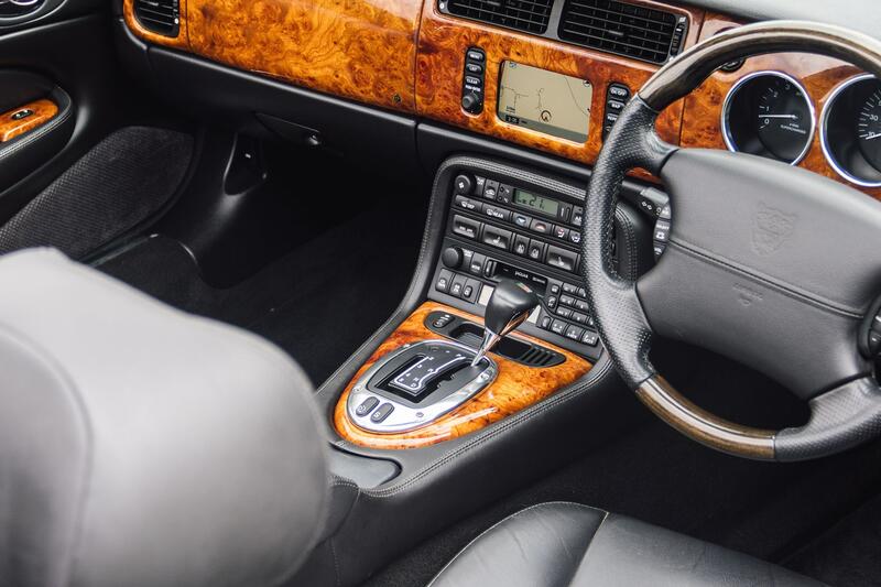 JAGUAR XKR 4.2 2004