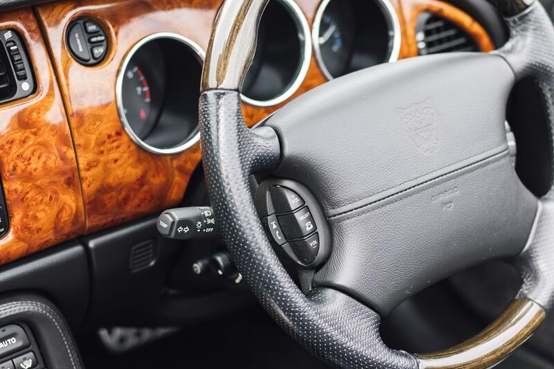 JAGUAR XKR 4.2 2004