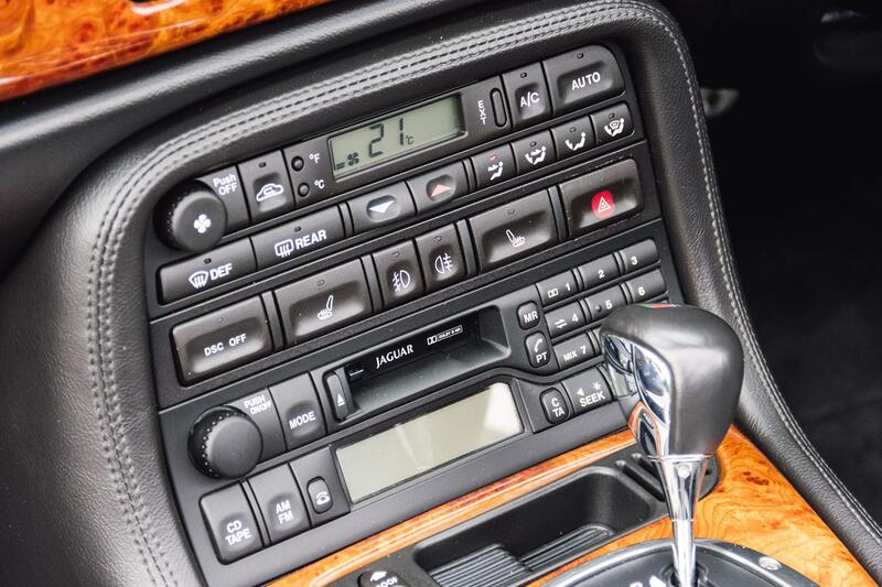 JAGUAR XKR 4.2 2004