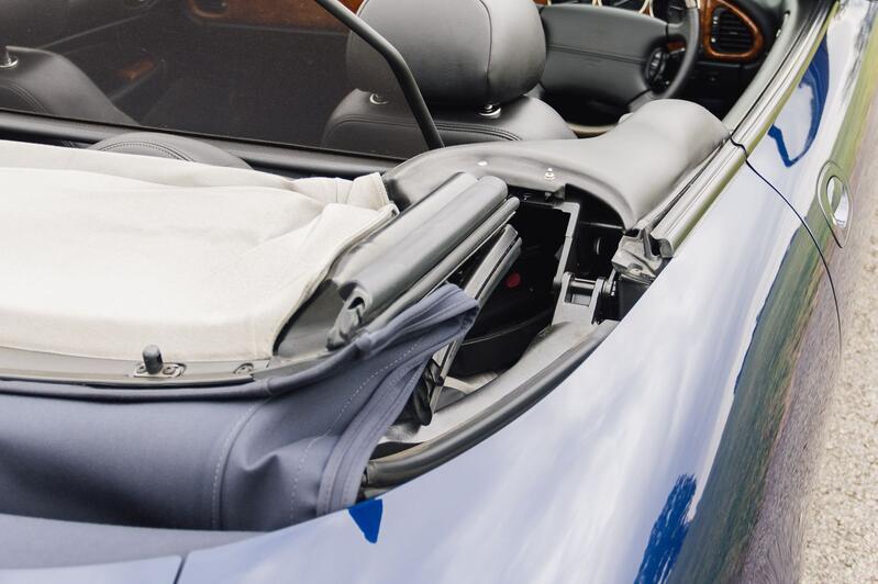 JAGUAR XKR 4.2 2004