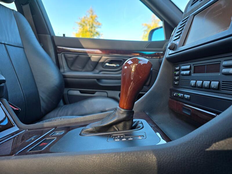 BMW 7 SERIES 4.4 E38 740i M62 4.4 2001