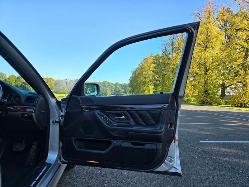 BMW 7 SERIES 4.4 E38 740i M62 4.4 2001