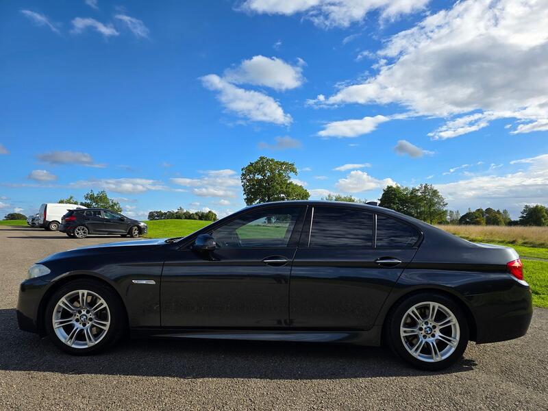 BMW 5 SERIES 3.0 530d M Sport Saloon 2012